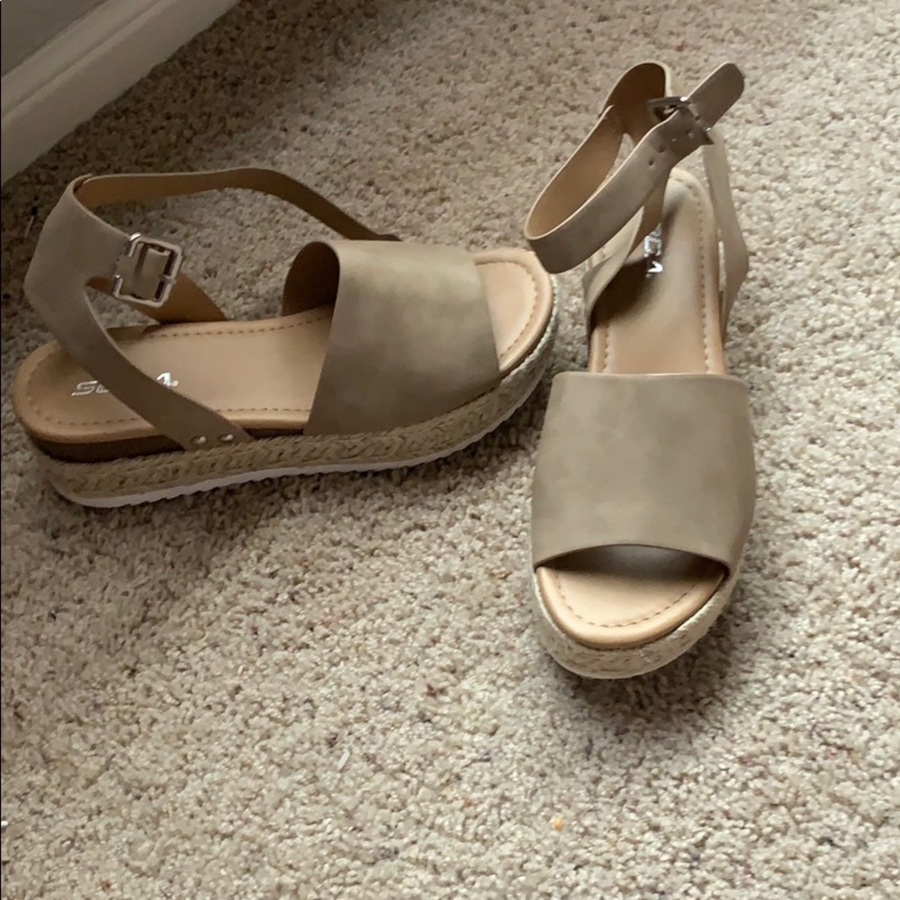 platform shoes